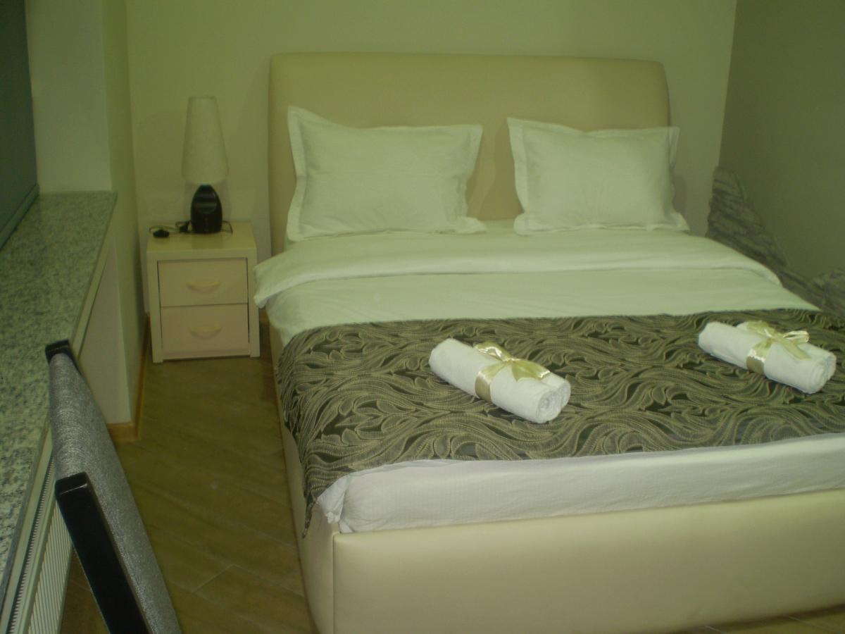 New Hotel Tbilisi Ngoại thất bức ảnh