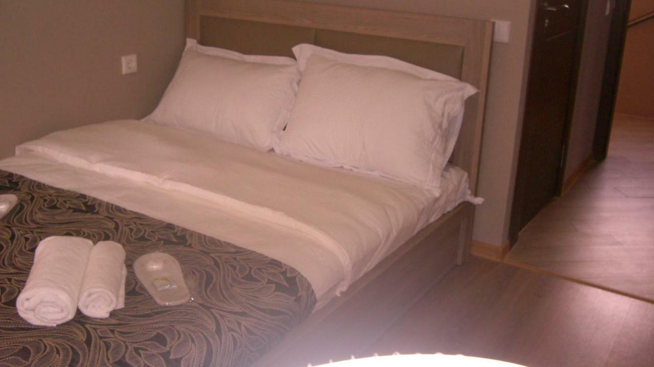New Hotel Tbilisi Ngoại thất bức ảnh